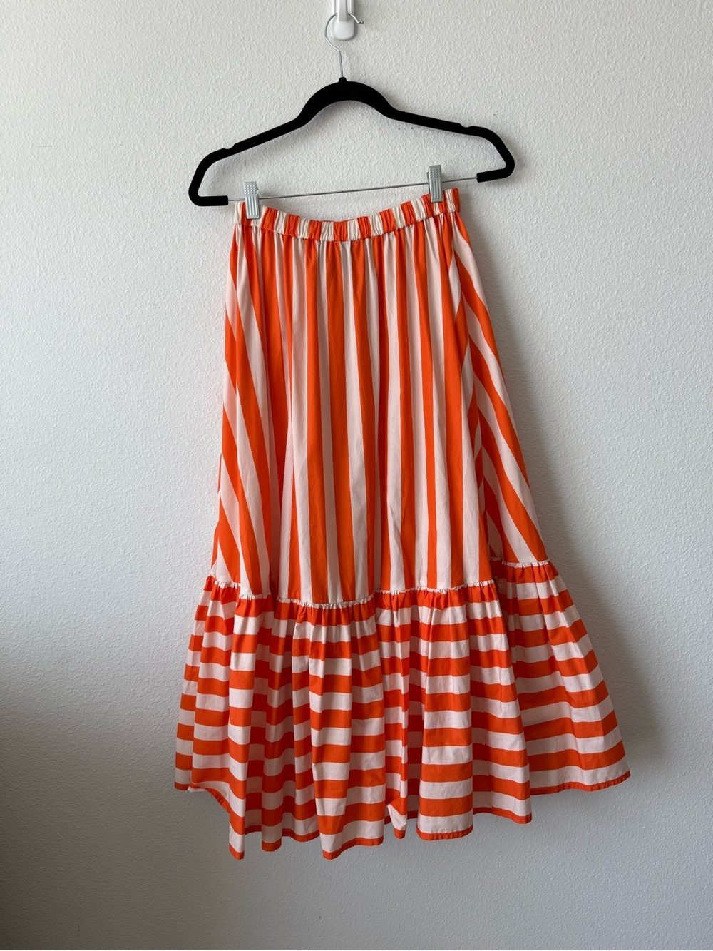 LA DOUBLEJ
Sunset Skirt In Riviera - Picture 9 of 9
